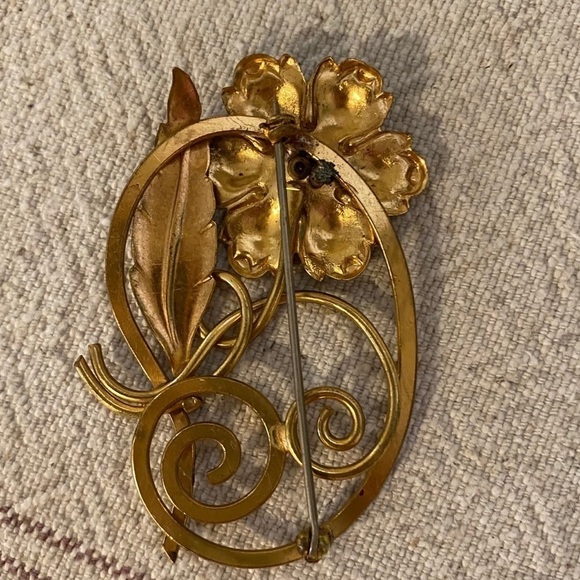 Vintage Gold Tone Feather Flower Pin Blue Stone - Picture 3 of 4